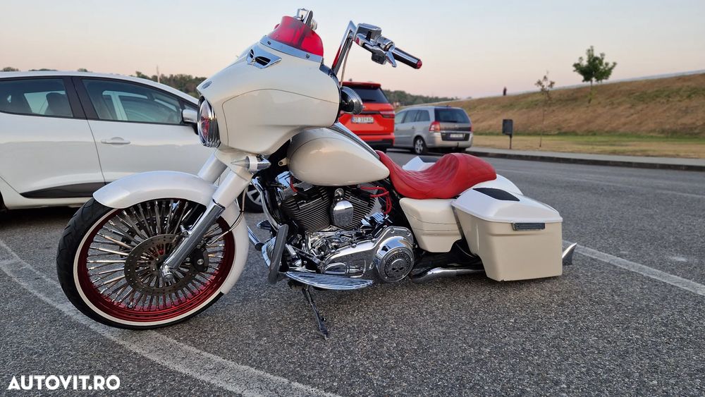 Harley-Davidson S Street Glide Special - 3