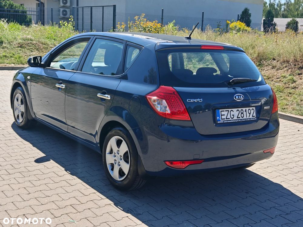 Kia Ceed 1.4 Comfort - 8