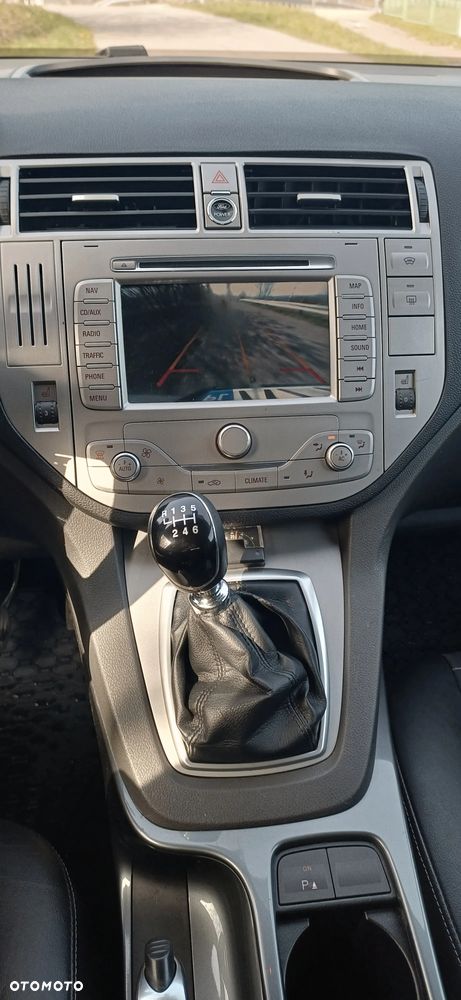 Ford Kuga 2.0 TDCi 4x4 Titanium - 28