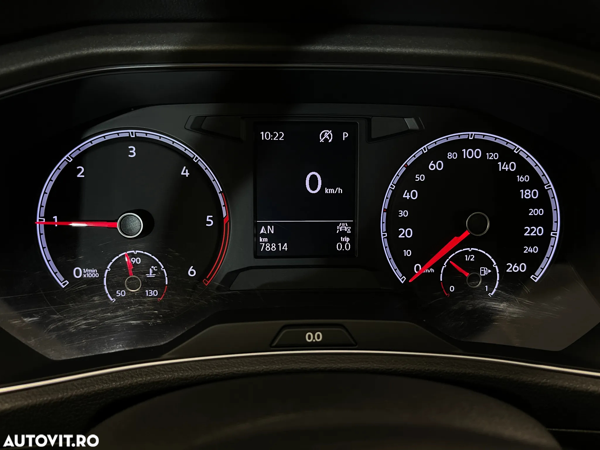 Volkswagen T-ROC 2.0 TDI DSG Style - 28