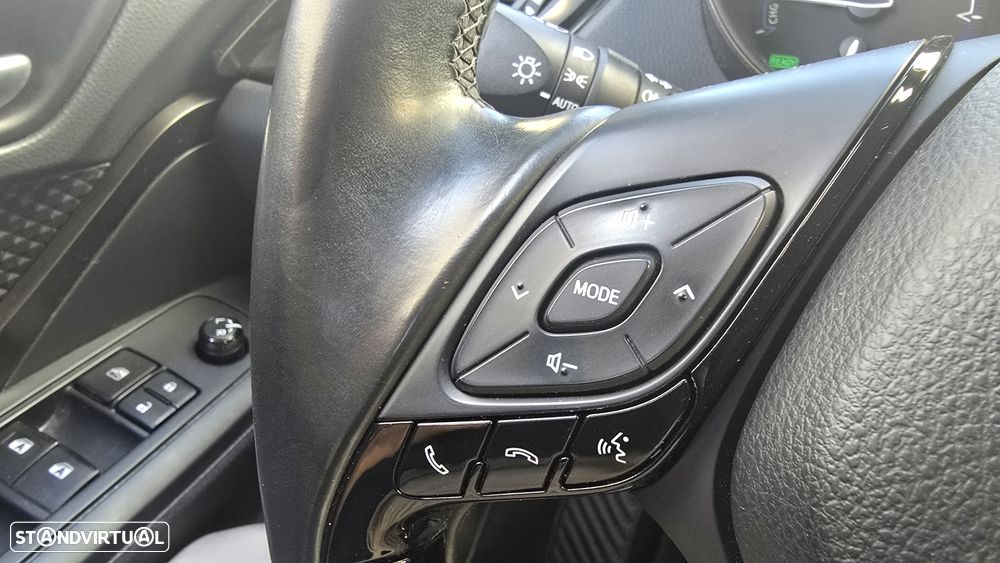 Toyota C-HR 1.8 HSD Comfort+P.Style - 36