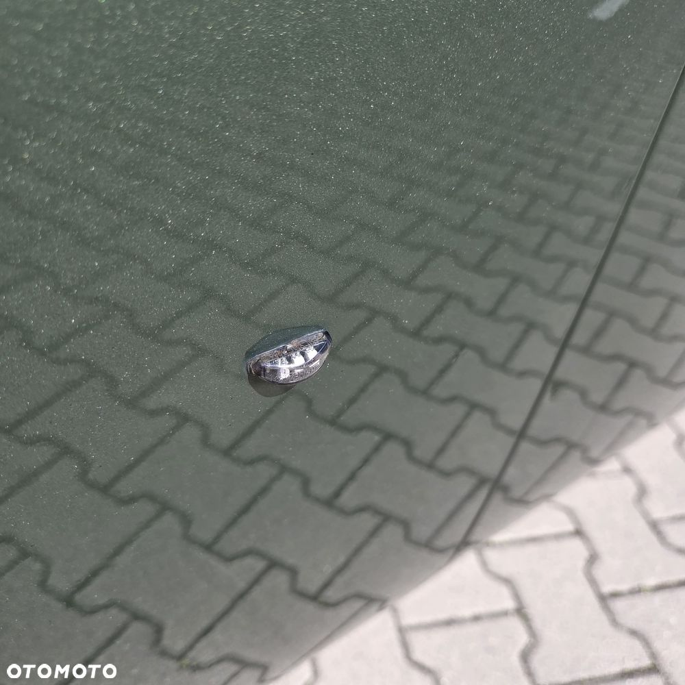 Dodge Challenger - 11