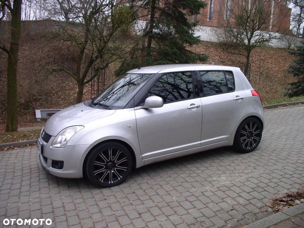Suzuki Swift 1.5 Comfort - 32