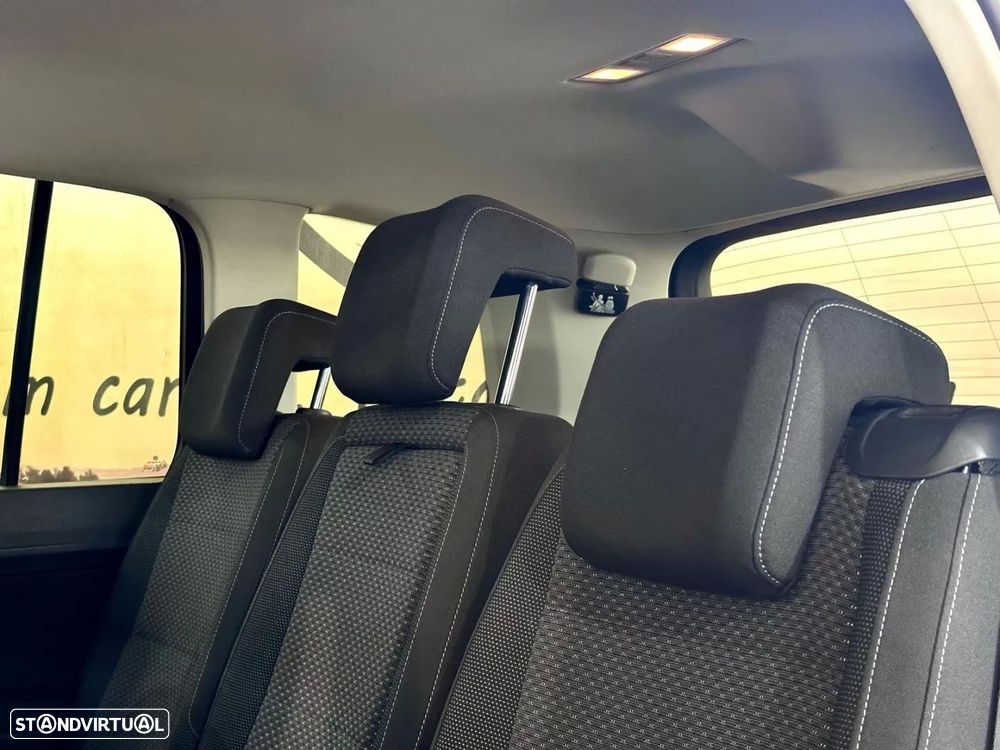 VW Touran 1.6 TDI Highline - 14