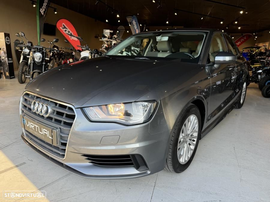 Audi A3 Sportback - 1