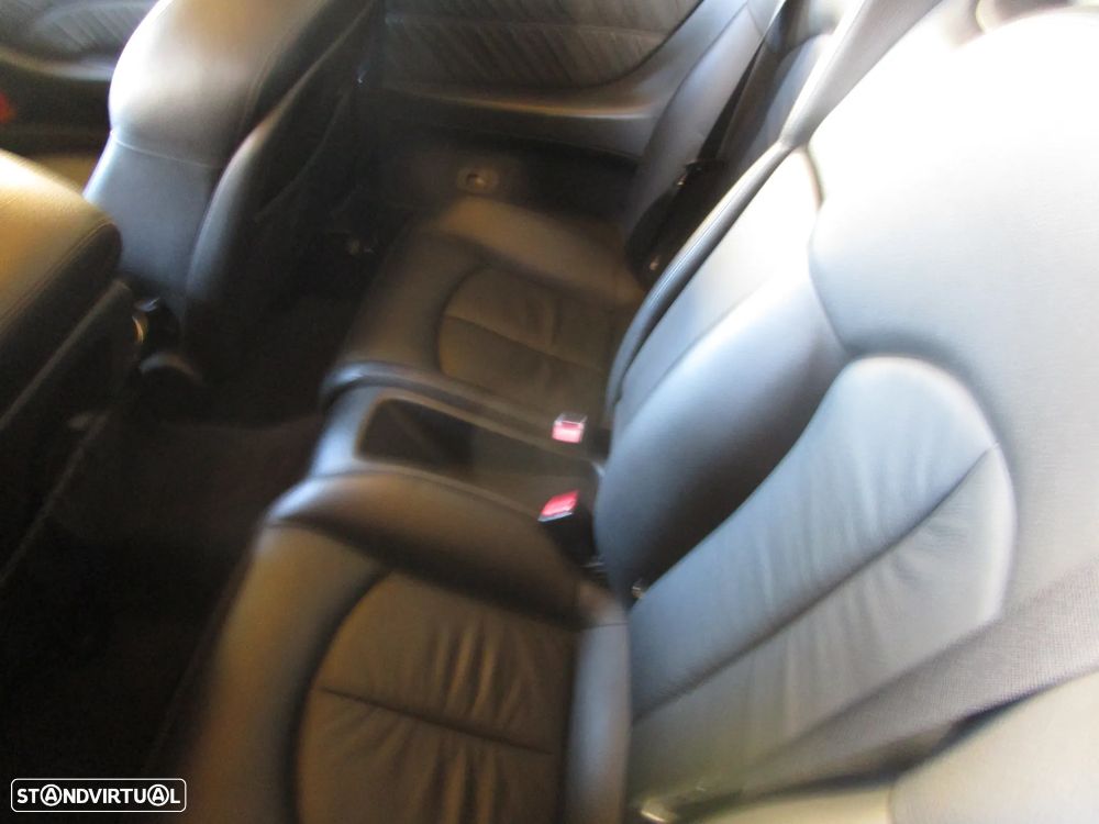 Mercedes-Benz CLK 200 Cabrio Kompressor Auto Avantgarde Grand Edition - 35