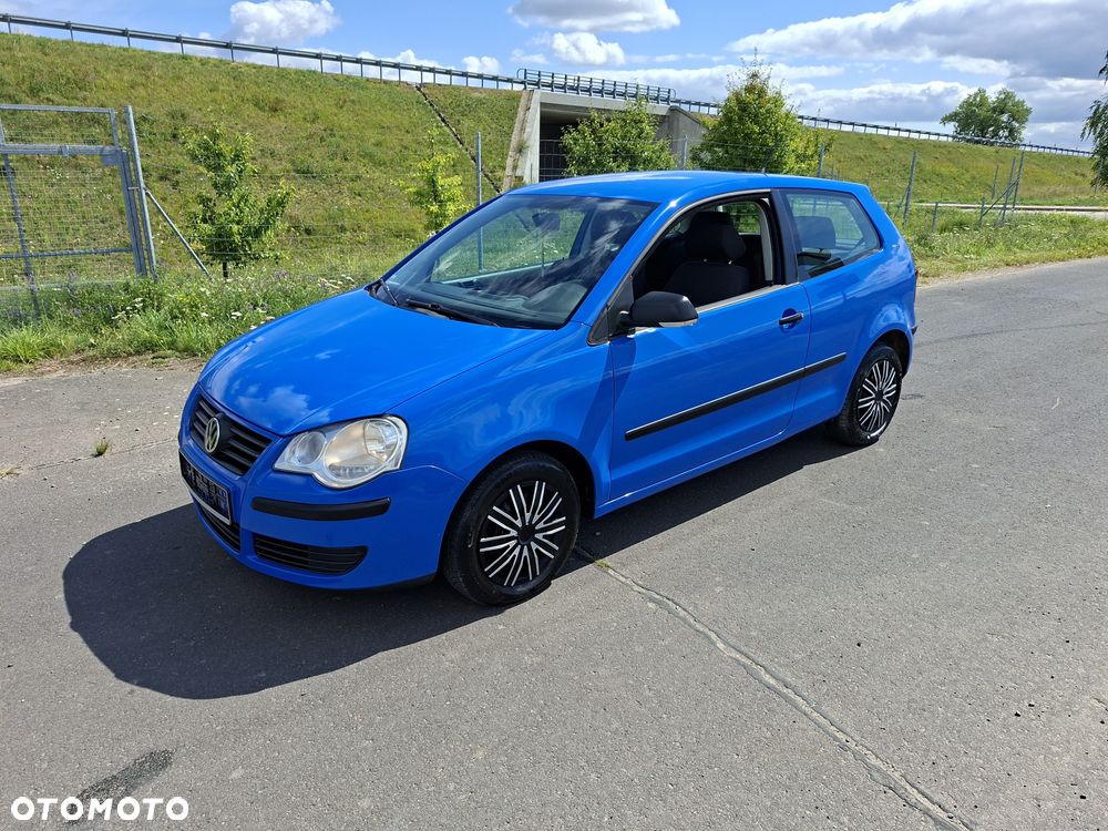 Volkswagen Polo - 1