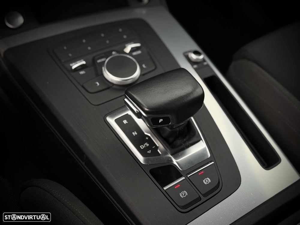 Audi Q5 50 TFSIe quattro Design S tronic - 16