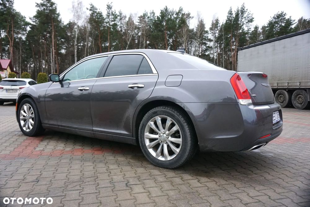 Chrysler 300 - 10