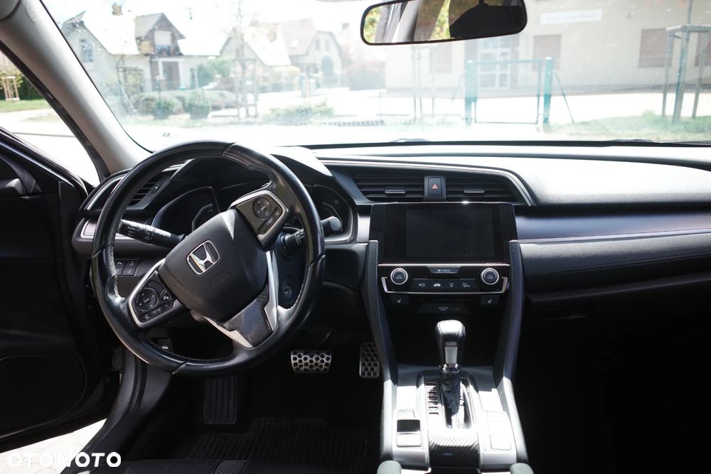 Honda Civic 1.5 T Elegance CVT - 10