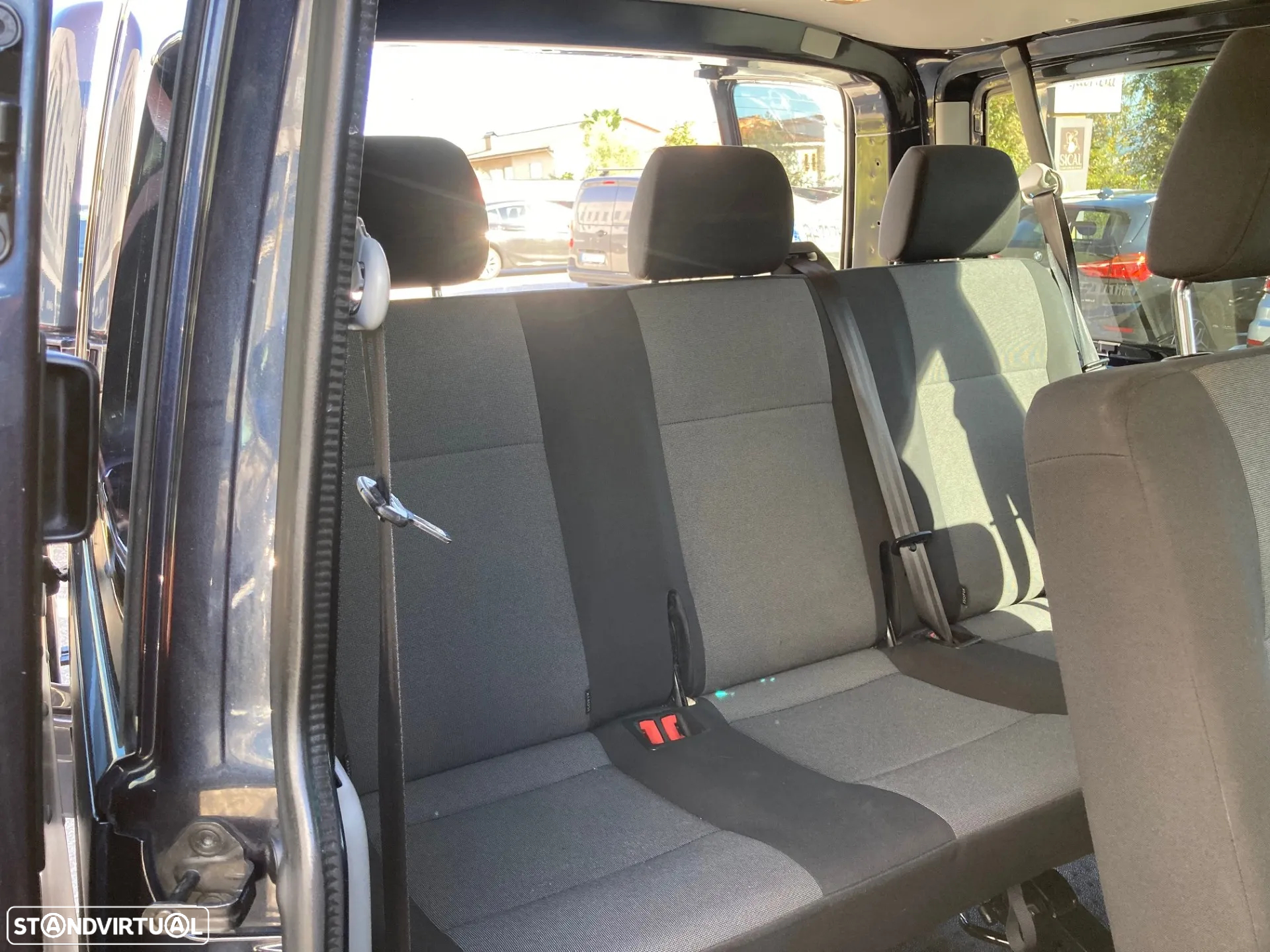 VW Transporter 2.0 TDI Extra AC - 7