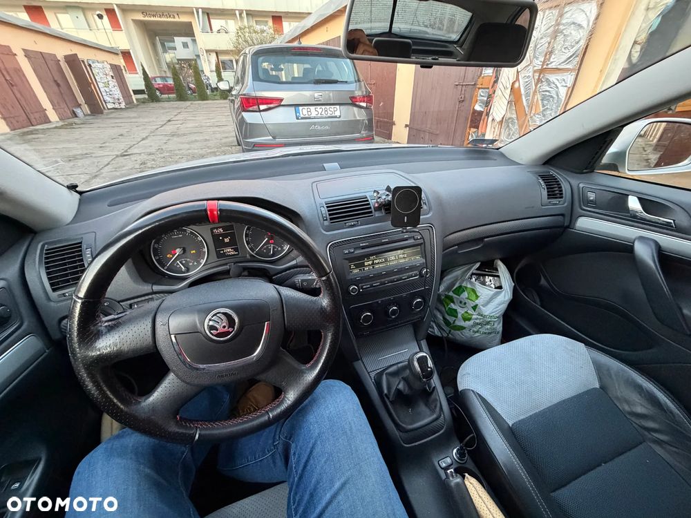 Skoda Octavia 1.8 TSI Family Plus - 11