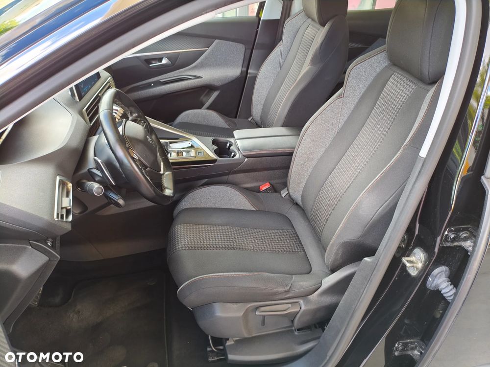 Peugeot 3008 BlueHDi 130 Stop & Start EAT8 Allure - 25