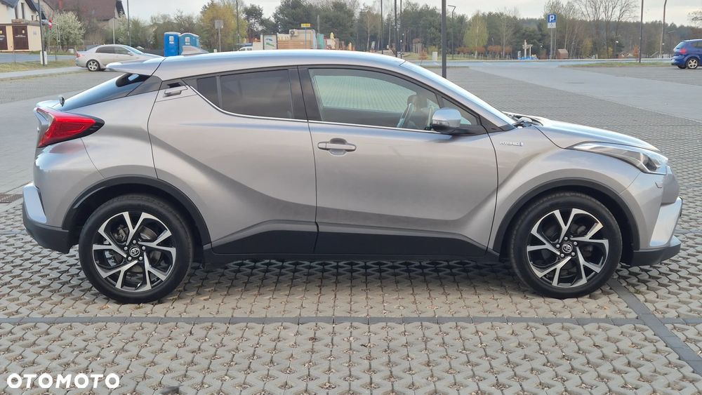 Toyota C-HR - 4