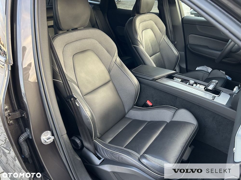 Volvo XC 60 - 23