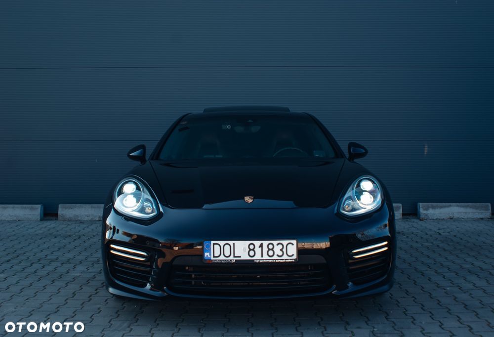 Porsche Panamera GTS - 2
