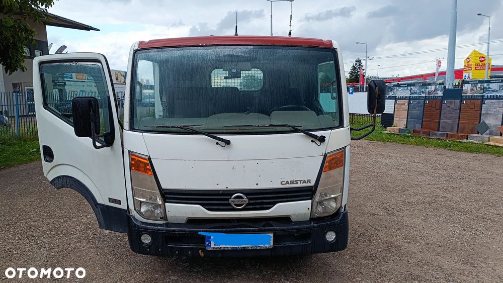 Nissan cabstar - 5