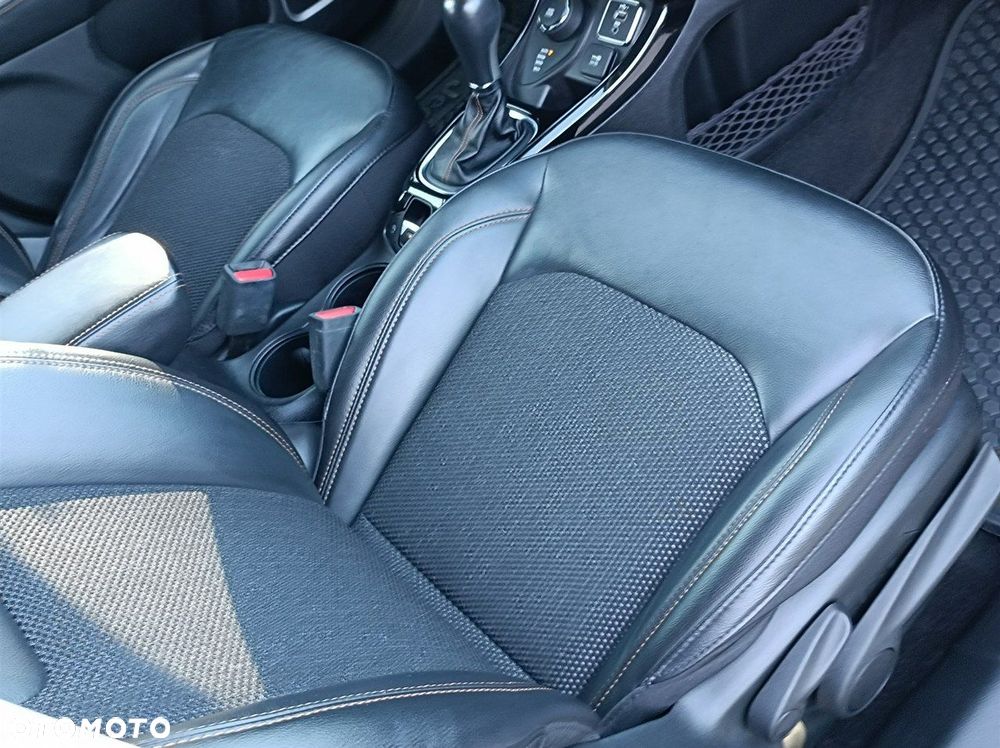 Jeep Compass - 29