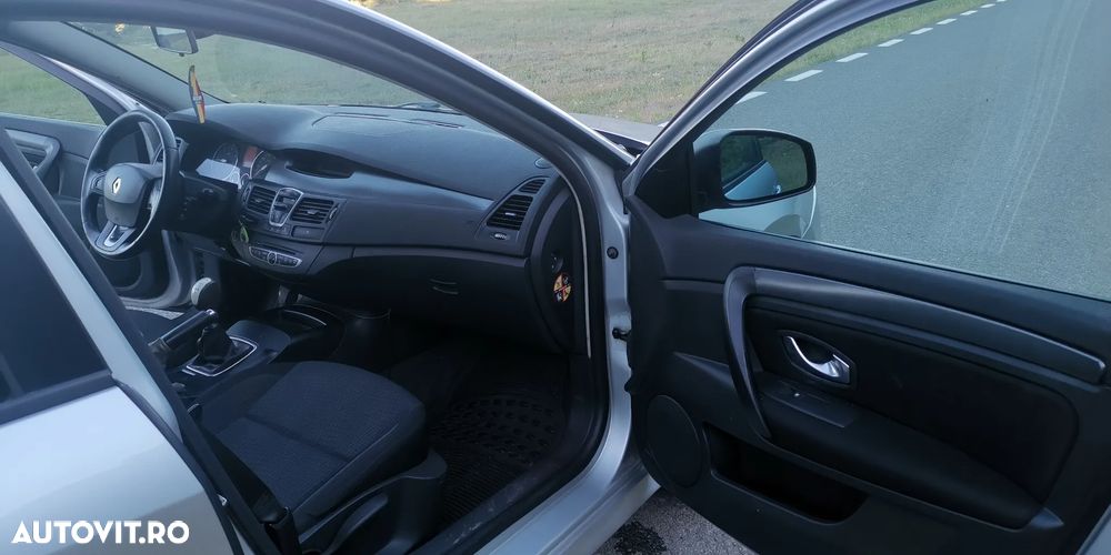 Renault Laguna - 14