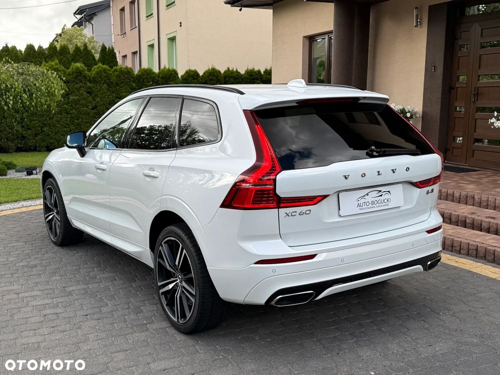 Volvo XC 60 B4 D AWD R-Design - 9