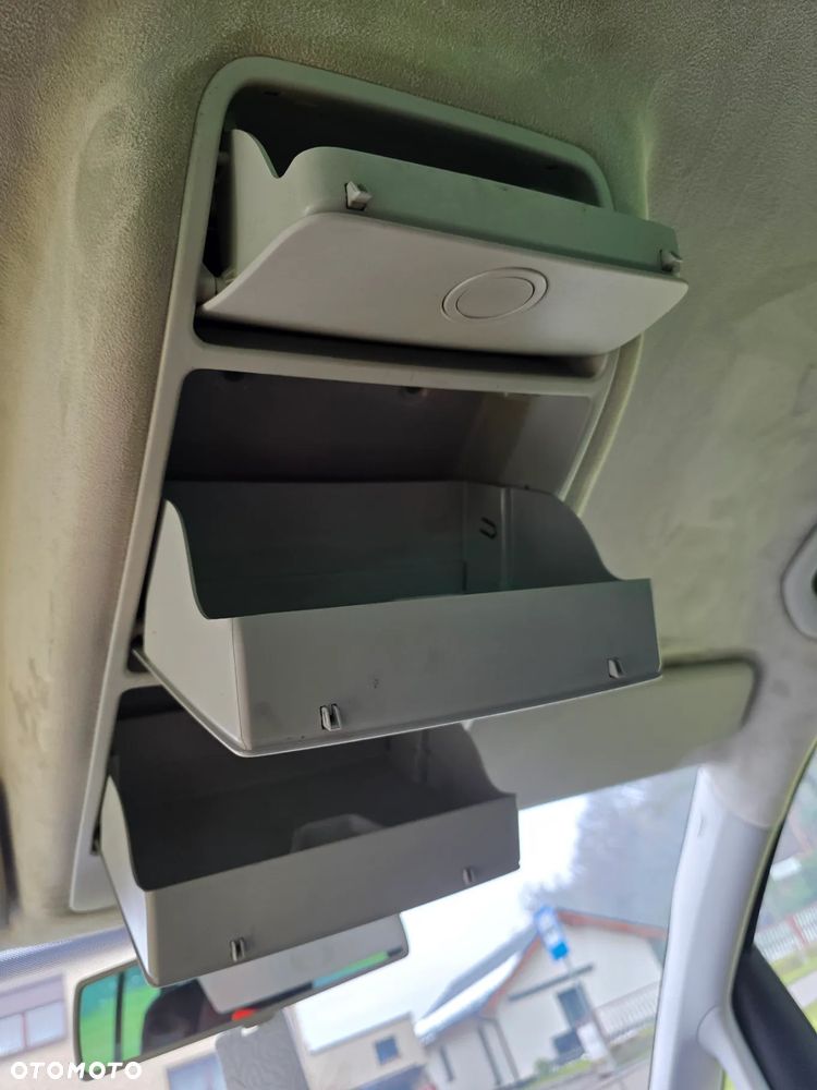 Volkswagen Touran 1.6 Freestyle - 24