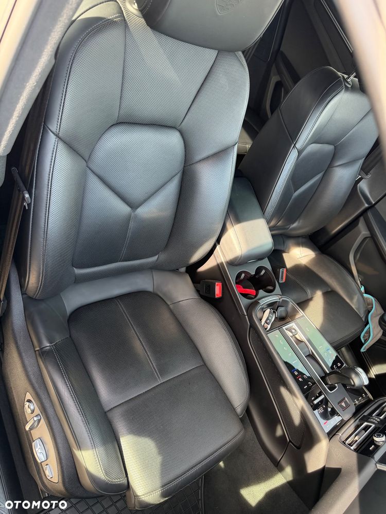 Porsche Macan PDK - 31