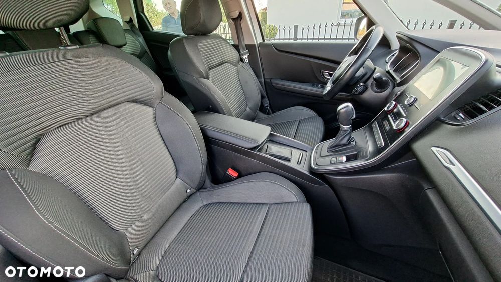 Renault Scenic - 13