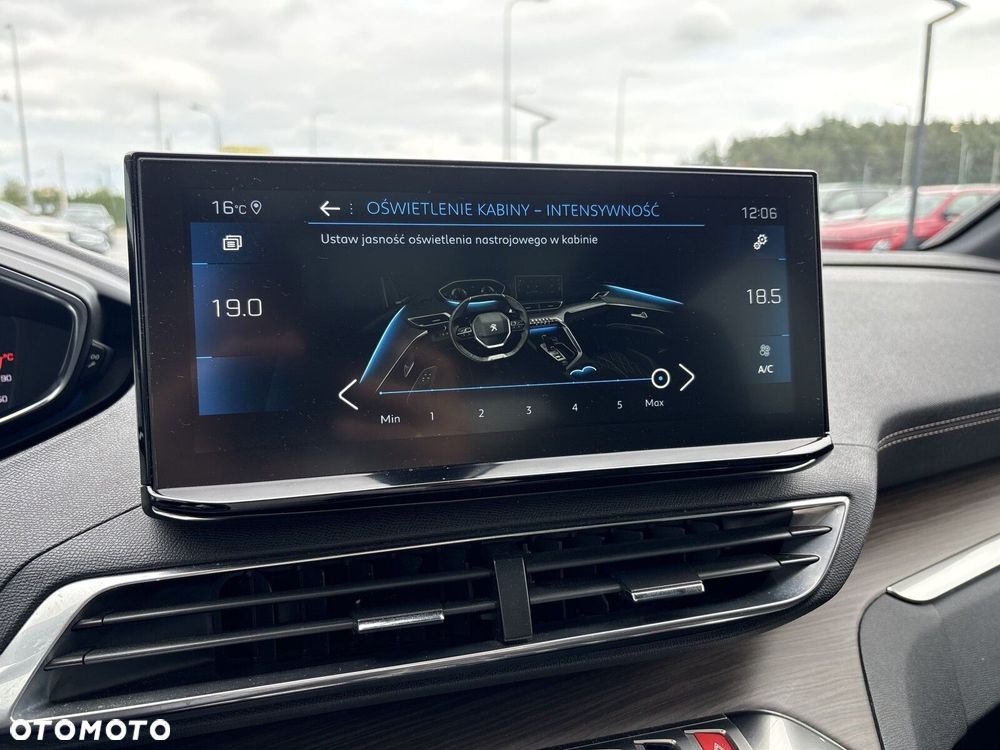 Peugeot 3008 1.6 PureTech GT Pack S&S EAT8 - 22