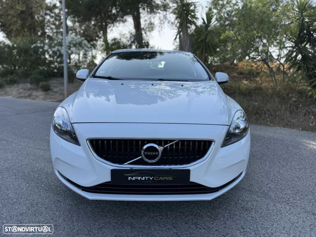 Volvo V40 2.0 D2 Momentum - 2
