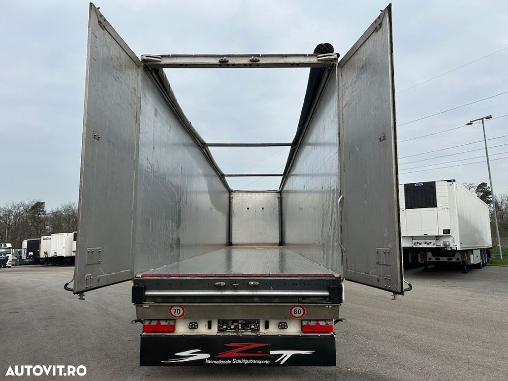 Alta Peischl, Walking floor, 2022, Jante Al, podea 10mm, factura externa - 16