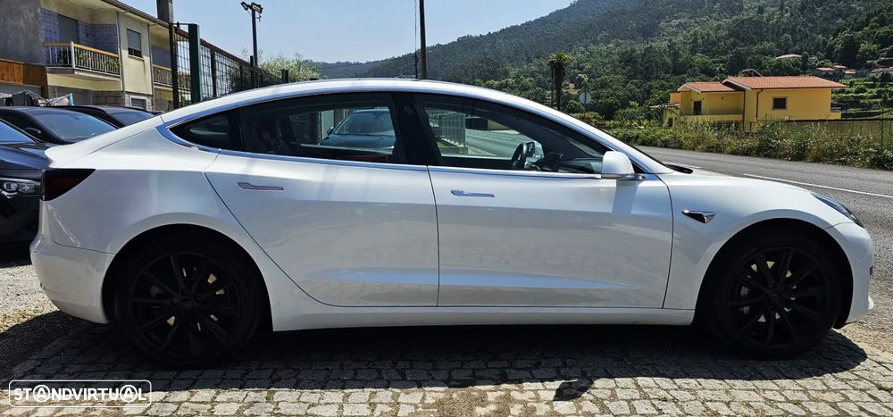 Tesla Model 3 Standard Range Plus RWD - 24