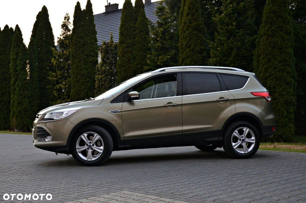Ford Kuga - 12