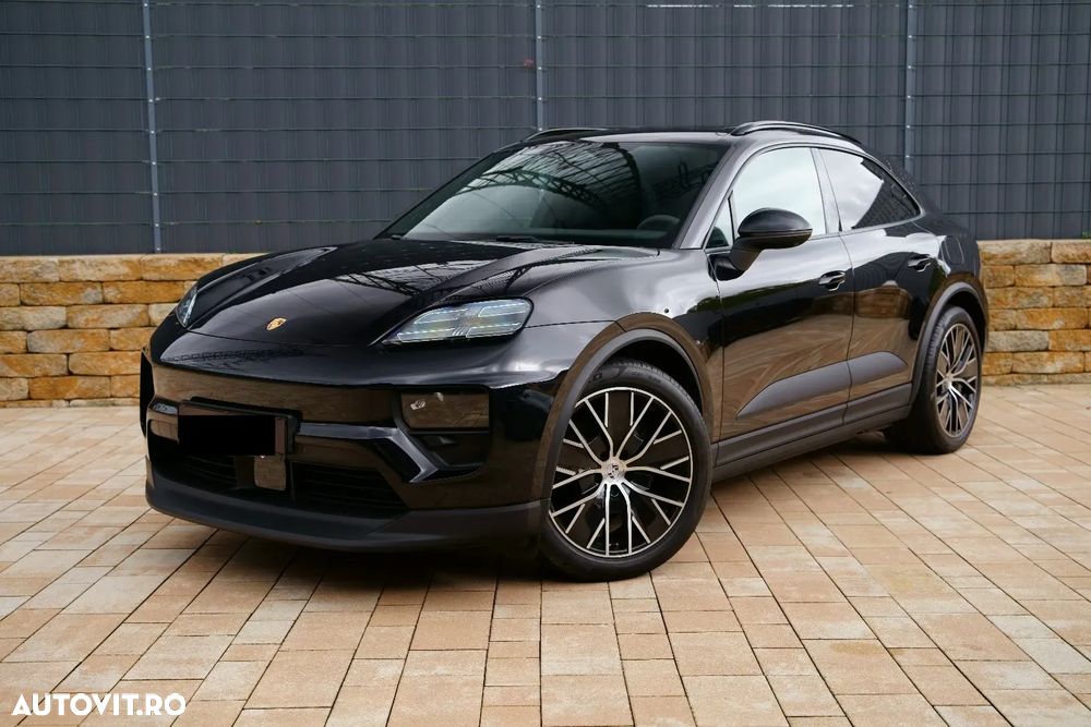 Porsche Macan - 1