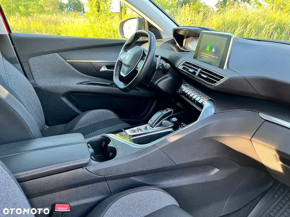 Peugeot 5008 1.5 BlueHDi Active S&S EAT8 - 36