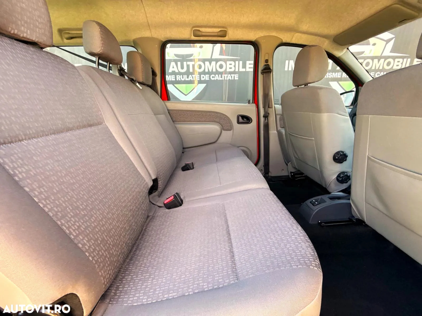 Dacia Logan MCV K90 1.6 16v Laureate - 22