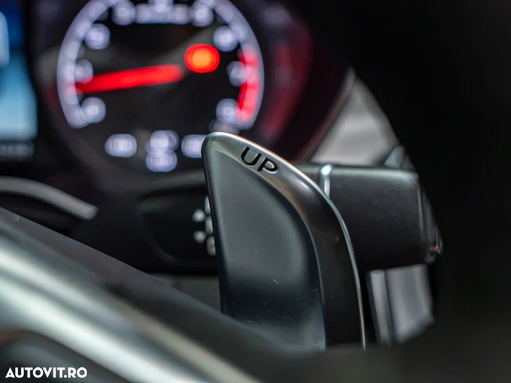 Mercedes-Benz GLC Coupe AMG 43 4Matic 9G-TRONIC - 36