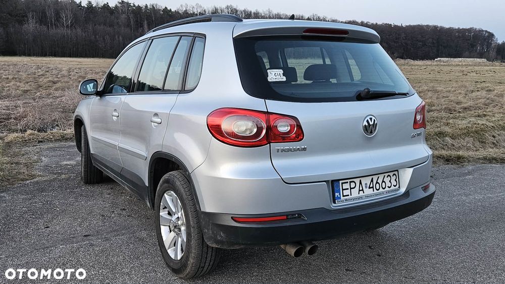 Volkswagen Tiguan - 4