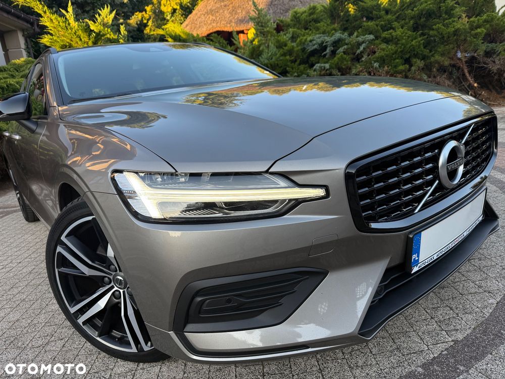 Volvo V60 B3 B DKG Momentum Pro - 2