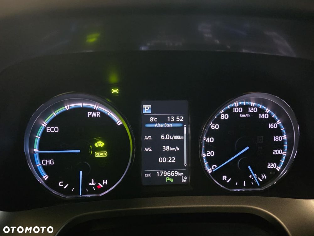 Toyota RAV4 Hybrid Selection 4x2 - 11