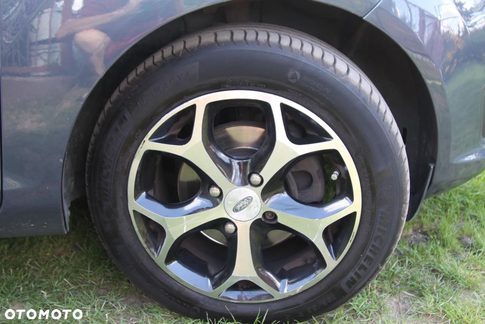 Ford Fiesta - 17