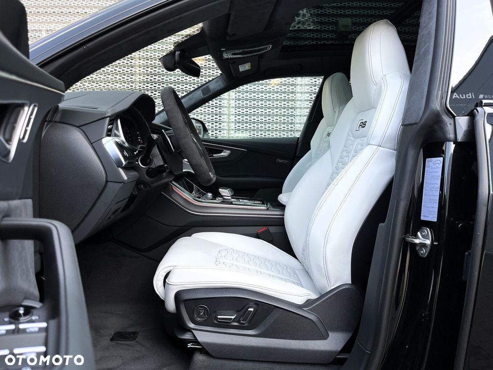 Audi RS Q8 - 14