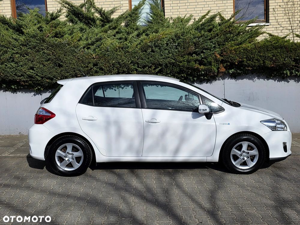 Toyota Auris 1.8 HSD Luna - 6