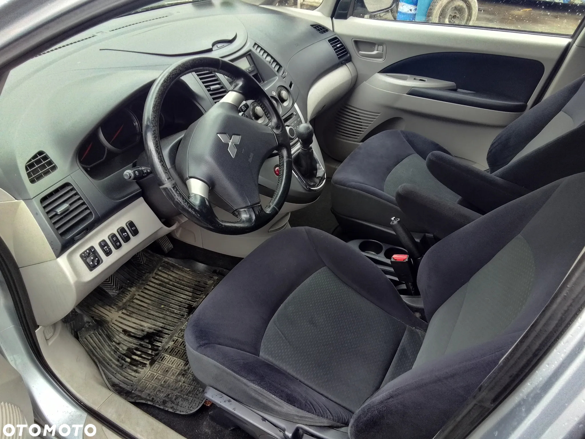 MITSUBISHI GRANDIS 2.0DI-D 140KM 2007R - CZĘŚCI !!! - 13