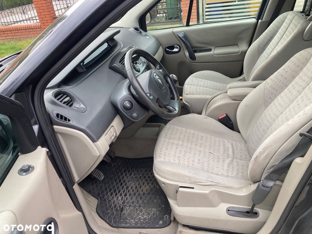 Renault Scenic 1.6 16V Confort Authentique - 7