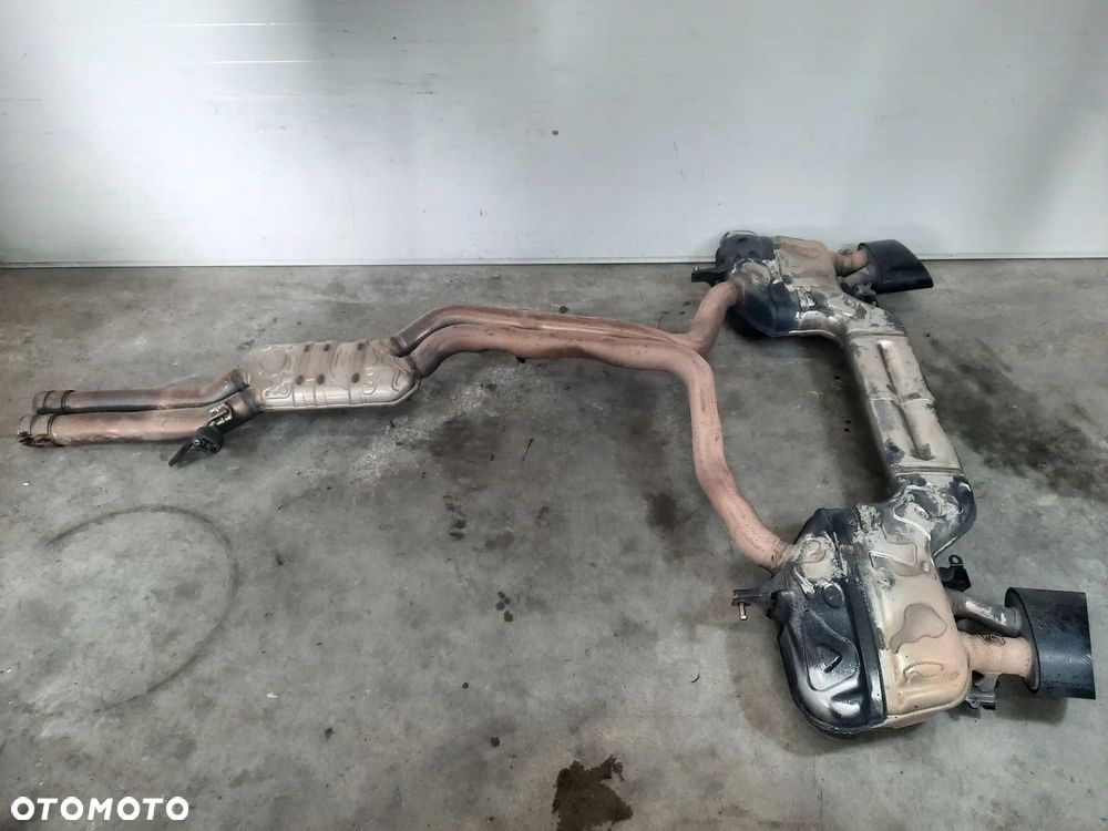 TŁUMIK AKTYWNY WYDECH AUDI RS6 C8 NAKŁADKA CARBON - 1