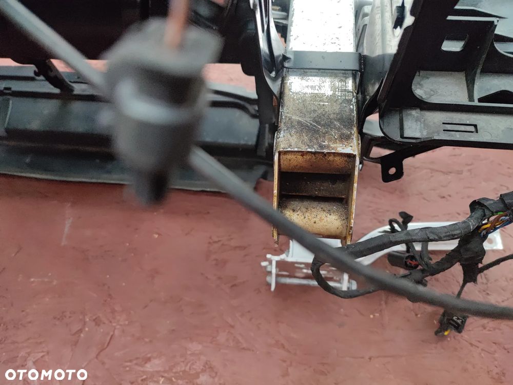 BMW F10 / F11 / F10N / F11N ORYGINALNY KOMPLETNY PAS PRZEDNI + WLOTY POWIETRZA / WZMOCNIENIE CZOŁOWE / BELKA ZDERZAKA / WIĄZKA LAMP O NR. 4 875 530 / 7 200 705 / 7 200 707 / 4 874 105 / 7 224 662 OEM - 31