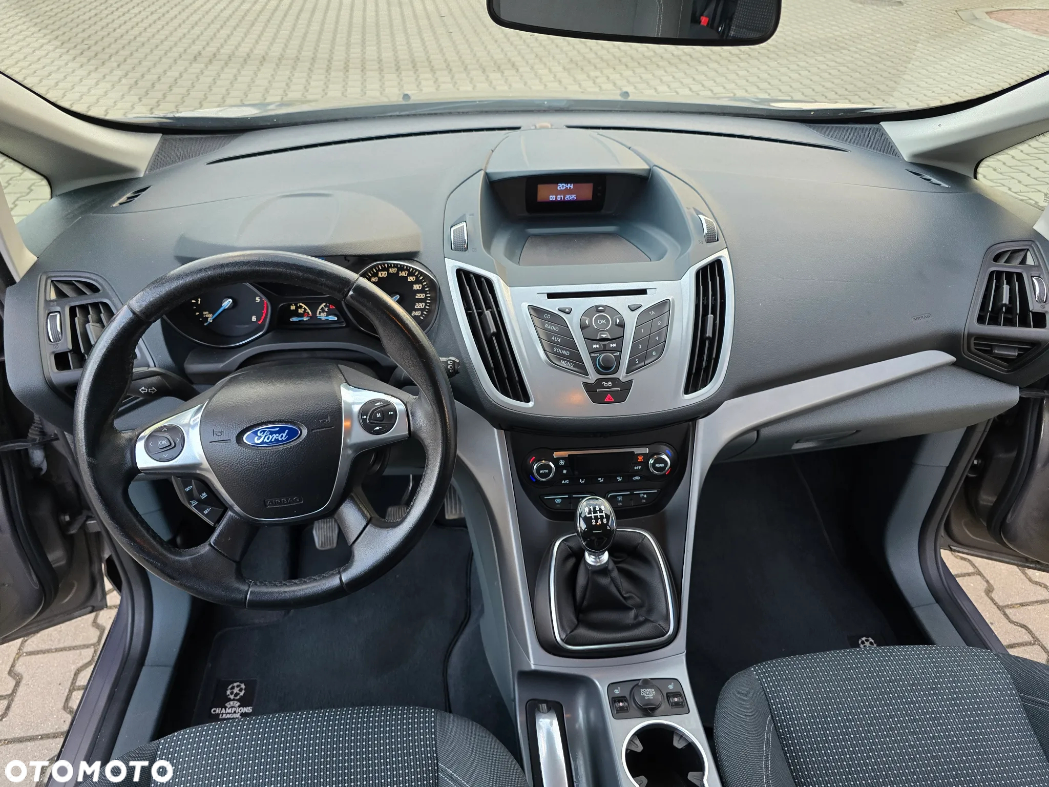 Ford Grand C-MAX 2.0 TDCi Titanium - 13