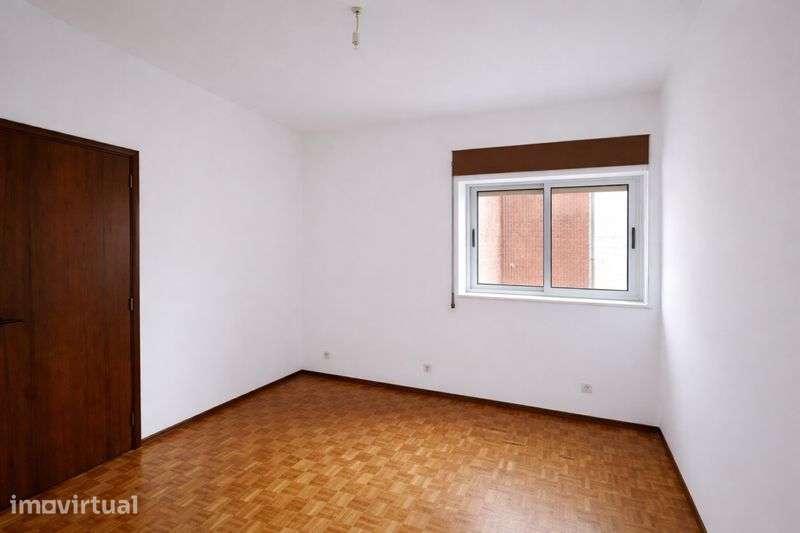Apartamento T3 com garagem - Grande imagem: 4/12