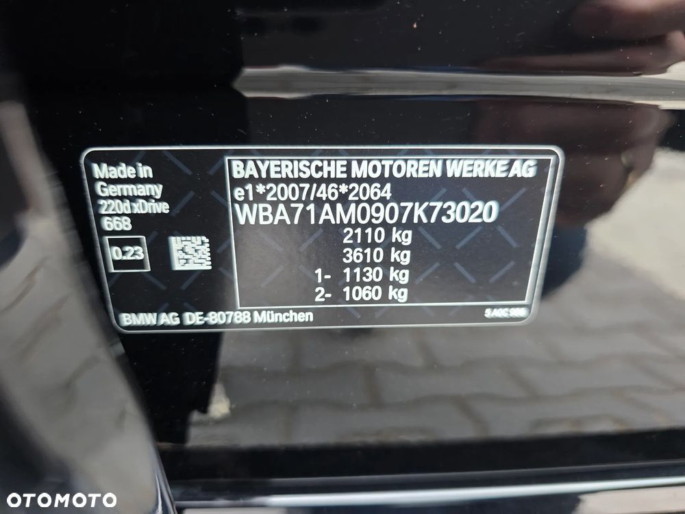 BMW Seria 2 220d xDrive Sport Line sport - 33