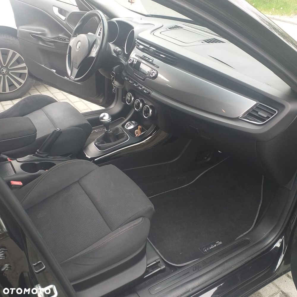 Alfa Romeo Giulietta - 6